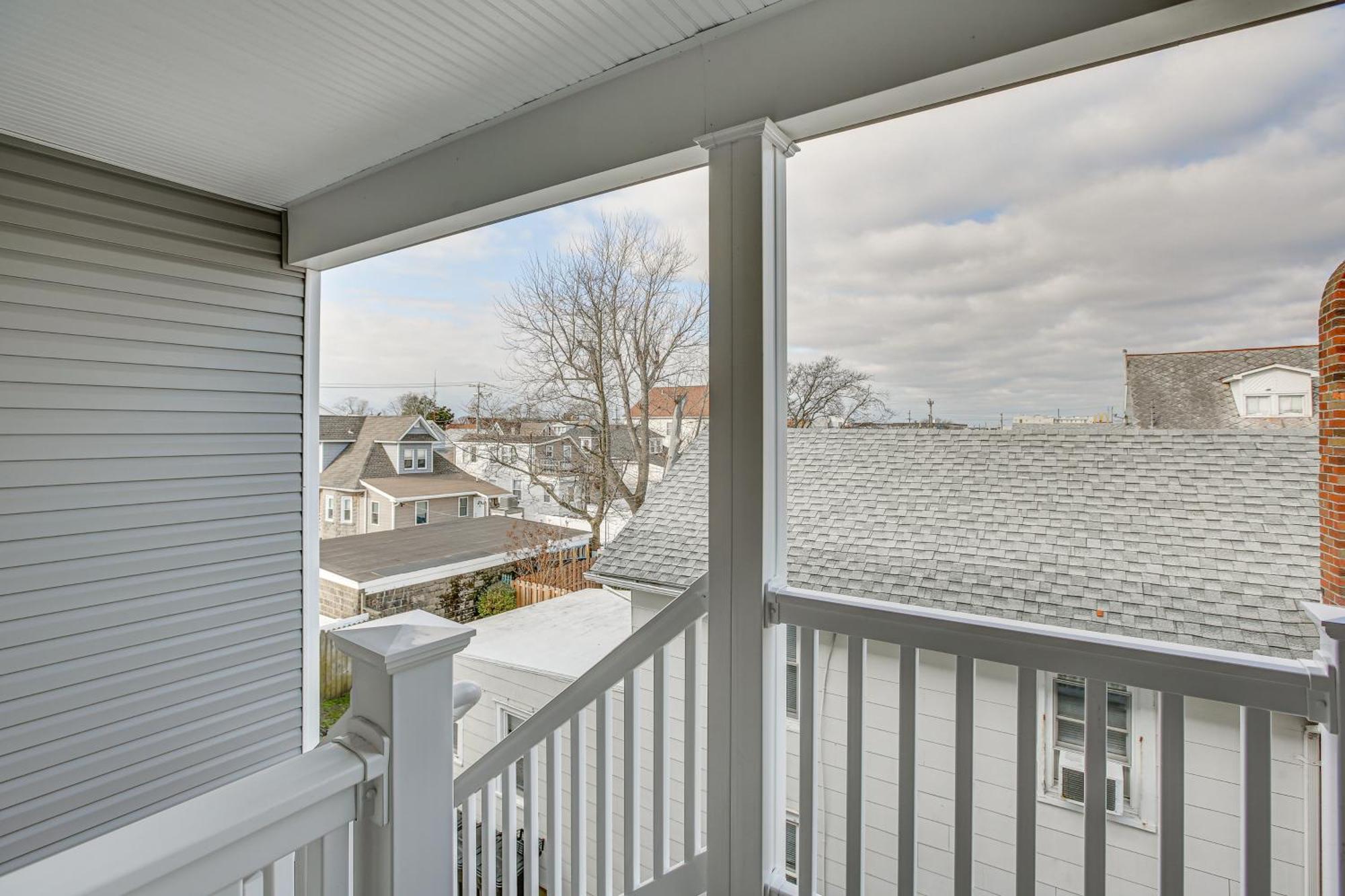 Spacious Wildwood Condo Walk To Beach! Kültér fotó
